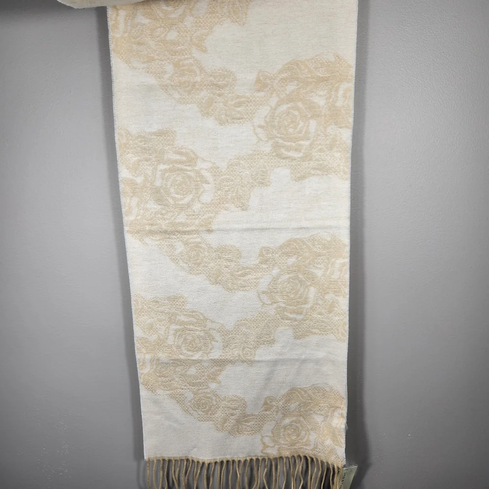 Lord &Taylor NWT Scarf Made In Germany Floral Soft Acrylic Ivory Tan 64